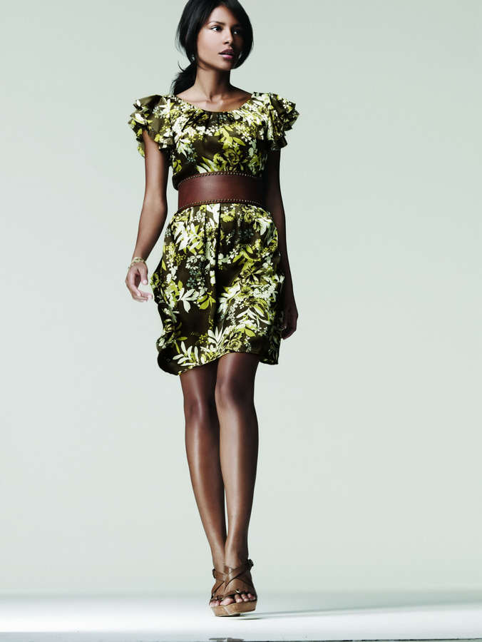 Emanuela De Paula Feet