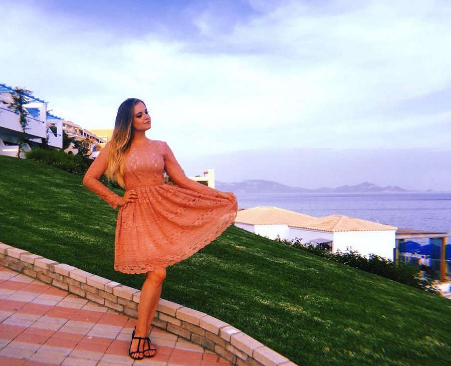 Aleksandra Strunin Feet