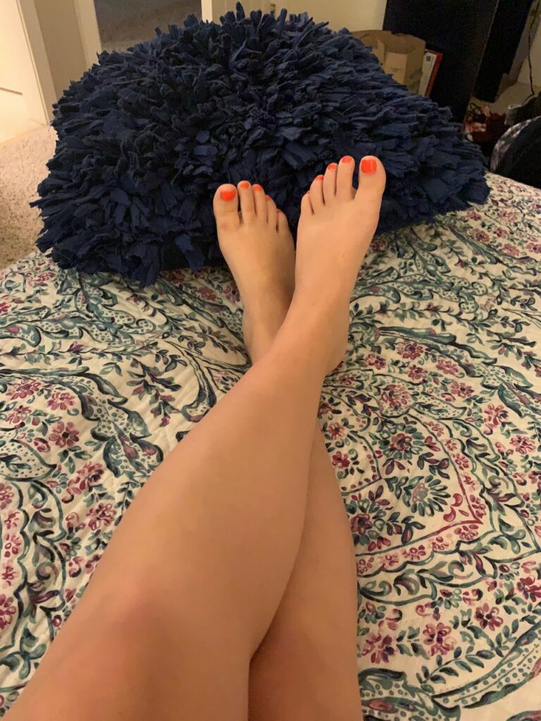 Allyykittyy First Try (2 photos)