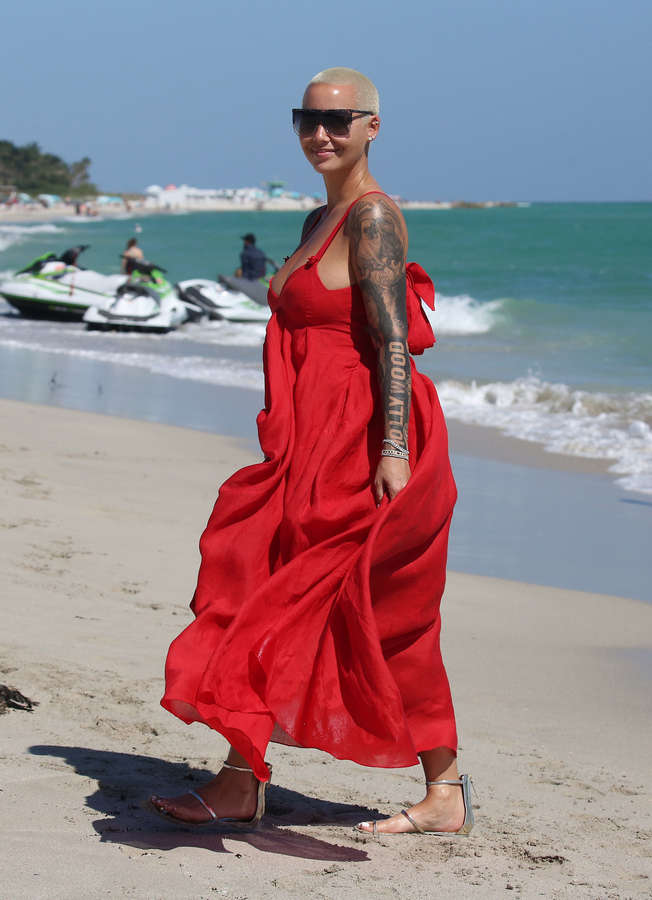 Amber Rose Feet