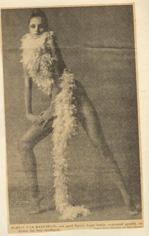 Apollonia Van Ravenstein Feet