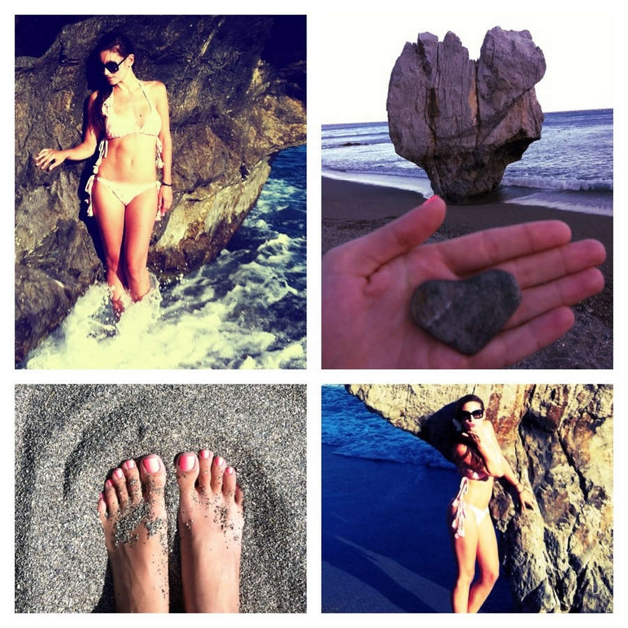 Athina Oikonomakou Feet