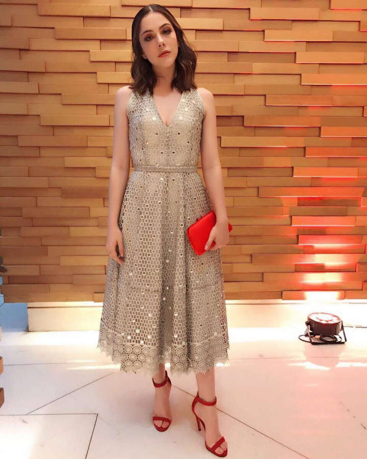 Beatriz Arantes Feet