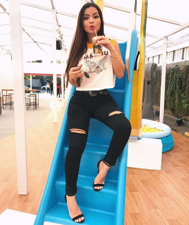 Bianca Anchieta Feet