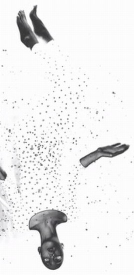 Caroline Polachek Feet