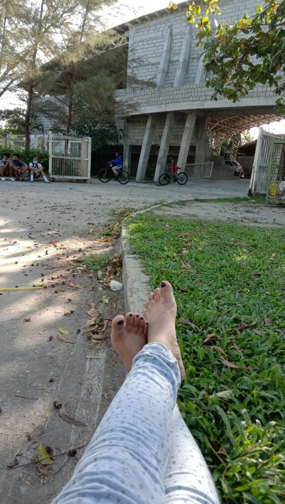 Charm S Feet Outdoor Feet (4 photos)