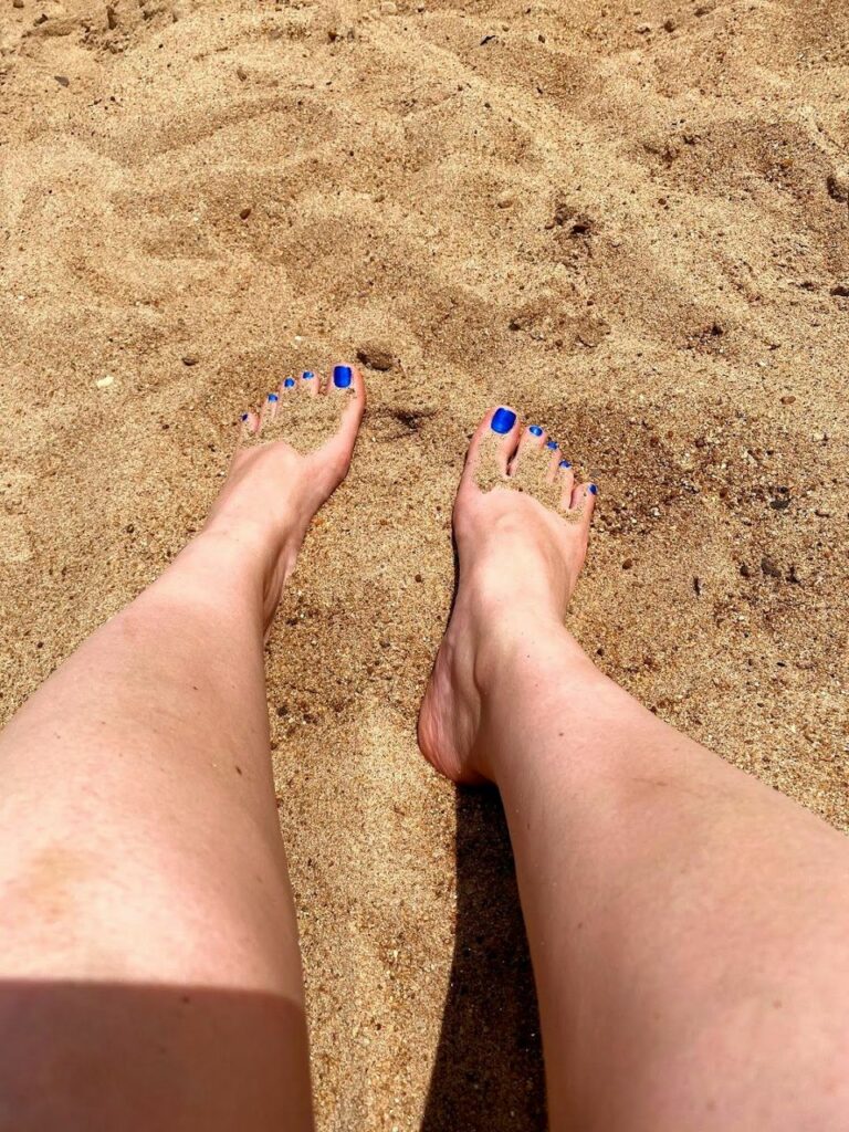 Claire Toes In The Sand (3 photos)