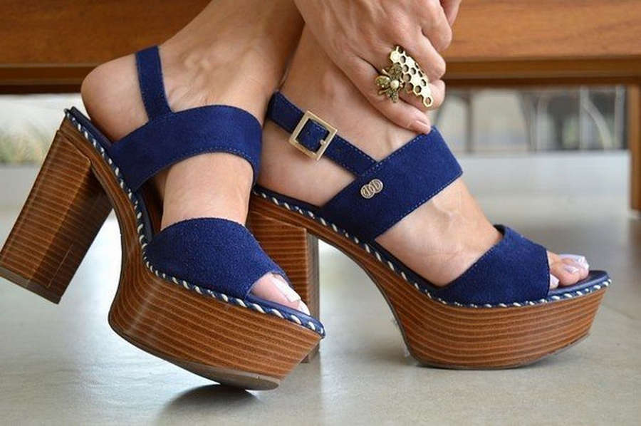 Claudia Citroni Feet