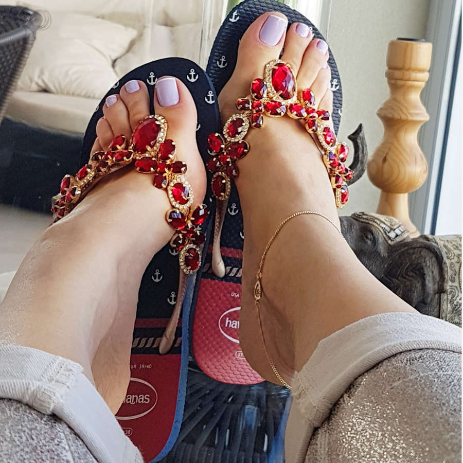 Claudia Citroni Feet