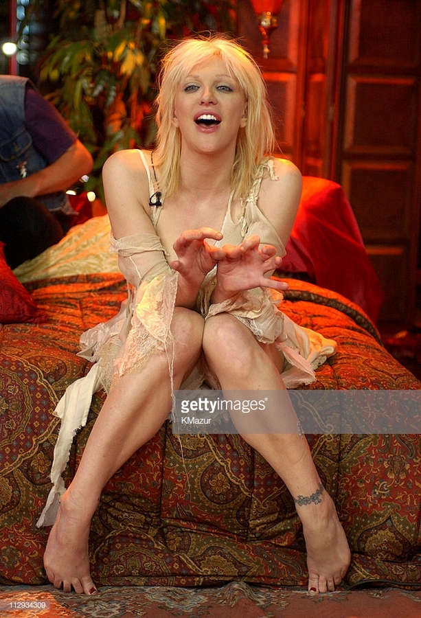 Courtney Love Feet