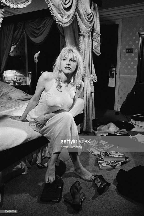 Courtney Love Feet