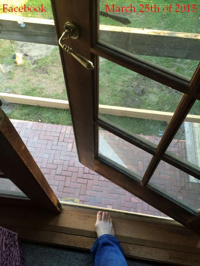 Courtney Sara Bell Feet