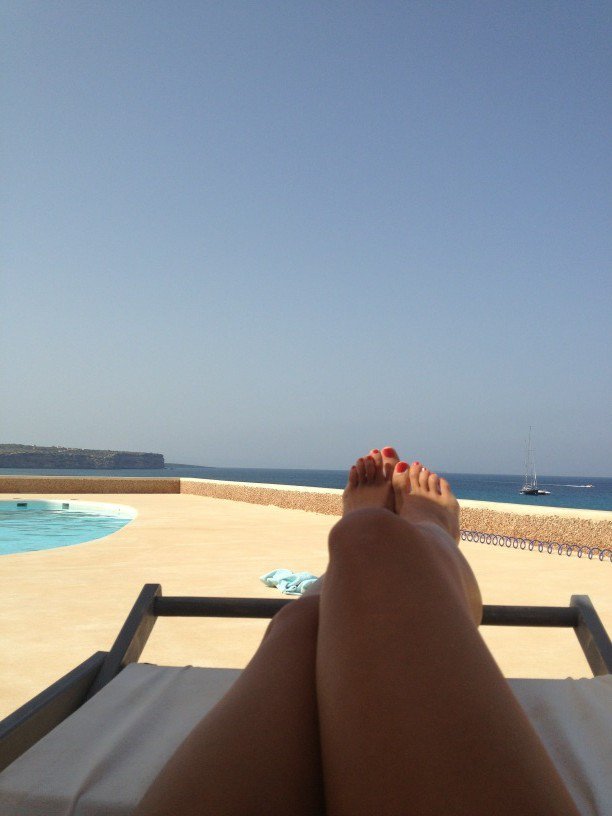 Daniela Ferolla Feet