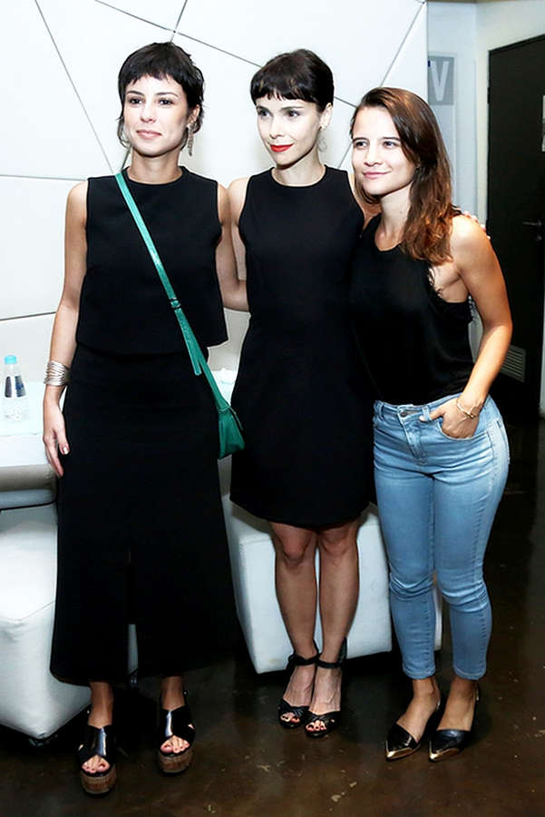 Debora Falabella Feet