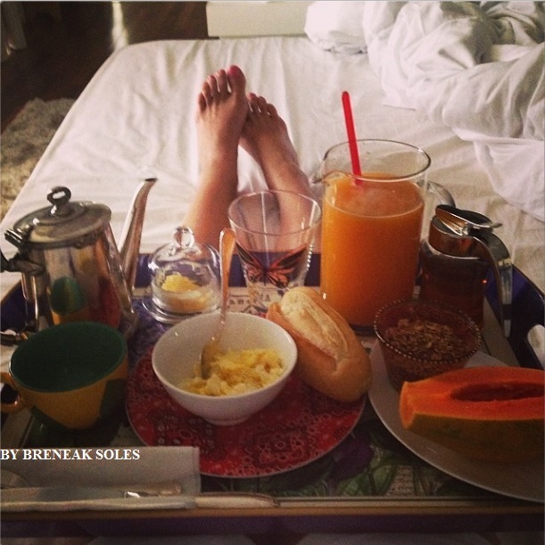 Flavia Alessandra Feet