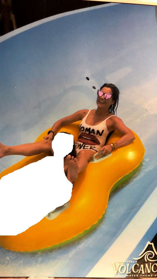 Flavia Alessandra Feet