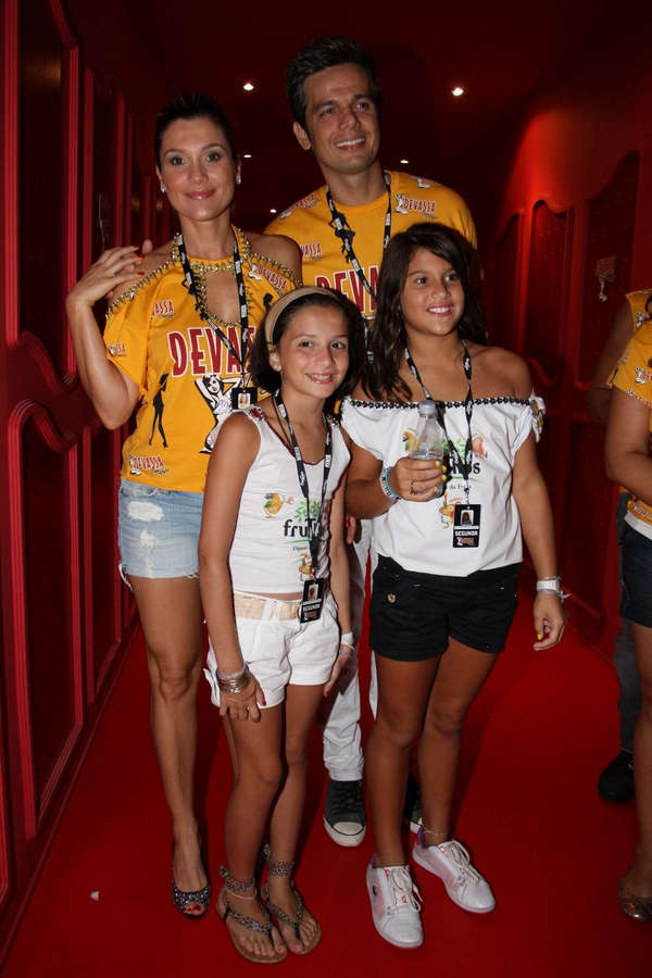 Flavia Alessandra Feet