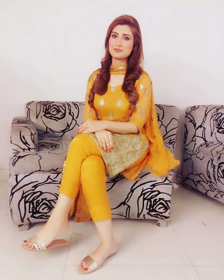 Huda Shah Feet