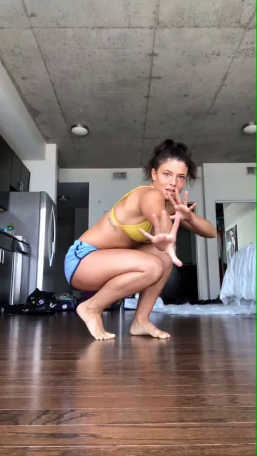 Jade Chynoweth Feet