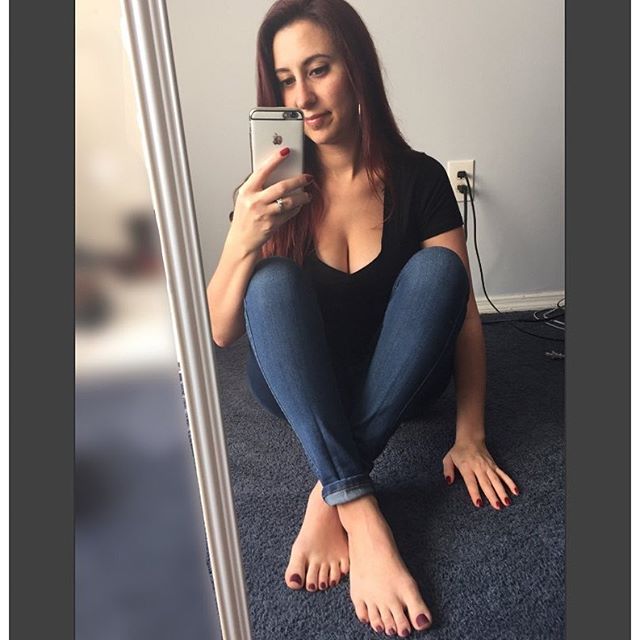 Jenelle Jcakess Feet