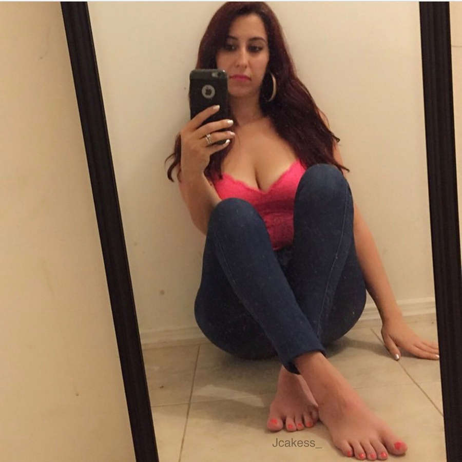 Jenelle Jcakess Feet