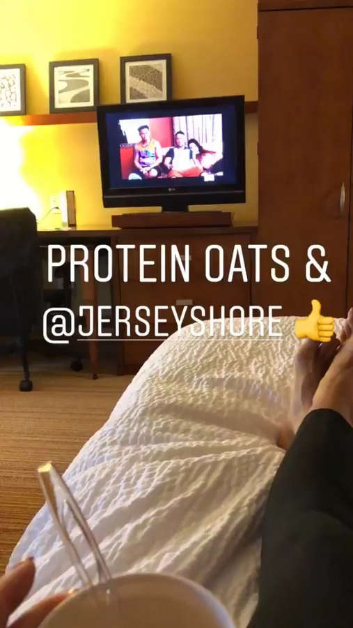 Jessie McKay Feet