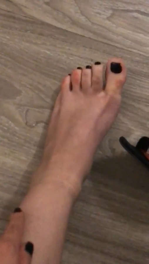 Kefera Buchmann Feet