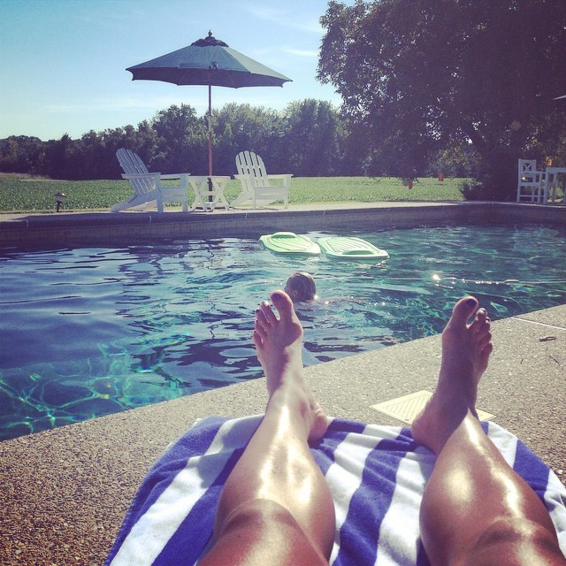 Lianne Sanderson Feet