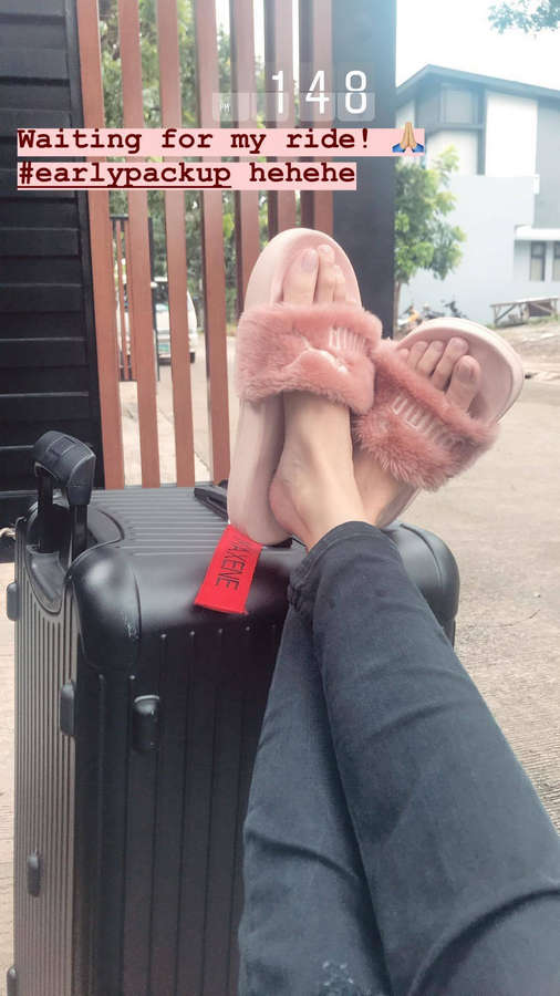 Maxene Magalona Feet