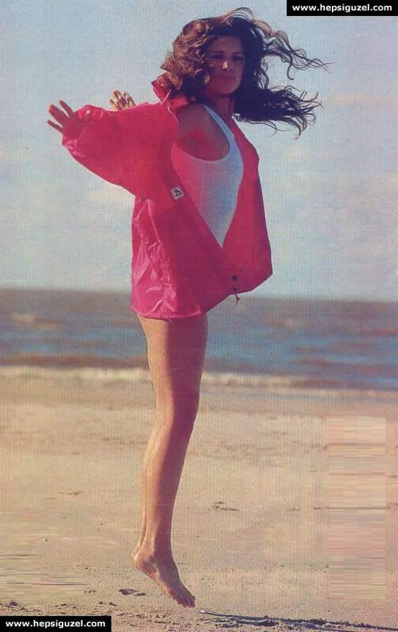 Paula Colombini Feet