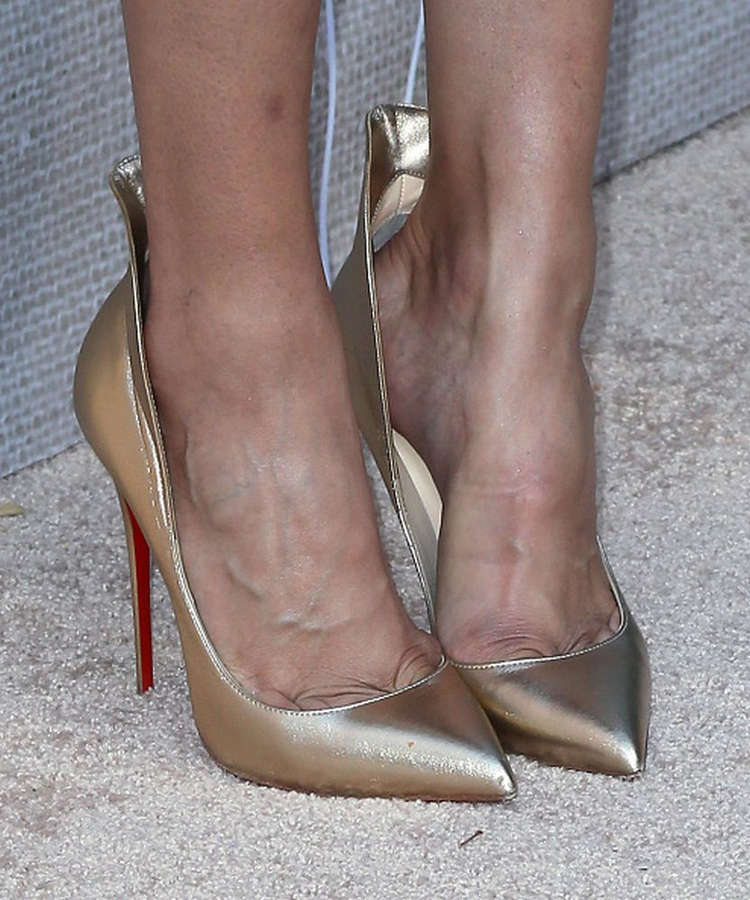 Paula Patton Feet