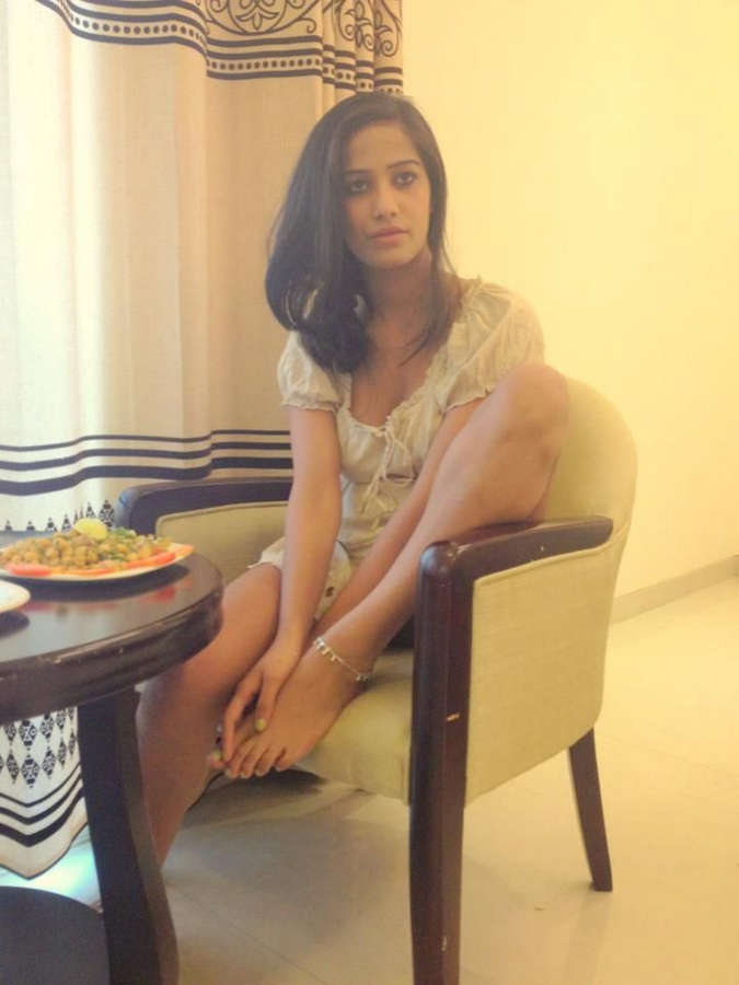Poonam Pandey Feet