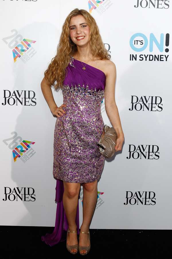 Rachael Leahcar Feet