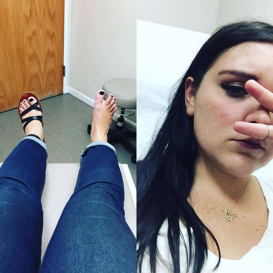 Rachel Leishman Feet