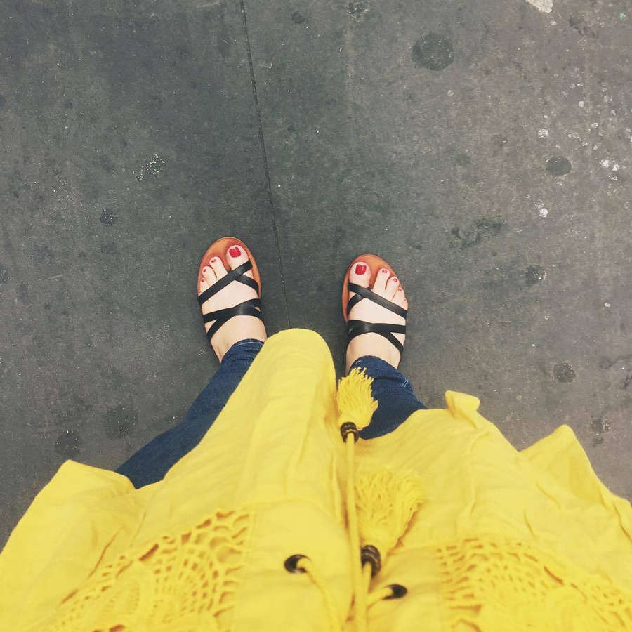 Rachel Leishman Feet