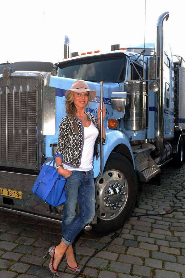 Simona Krainova Feet