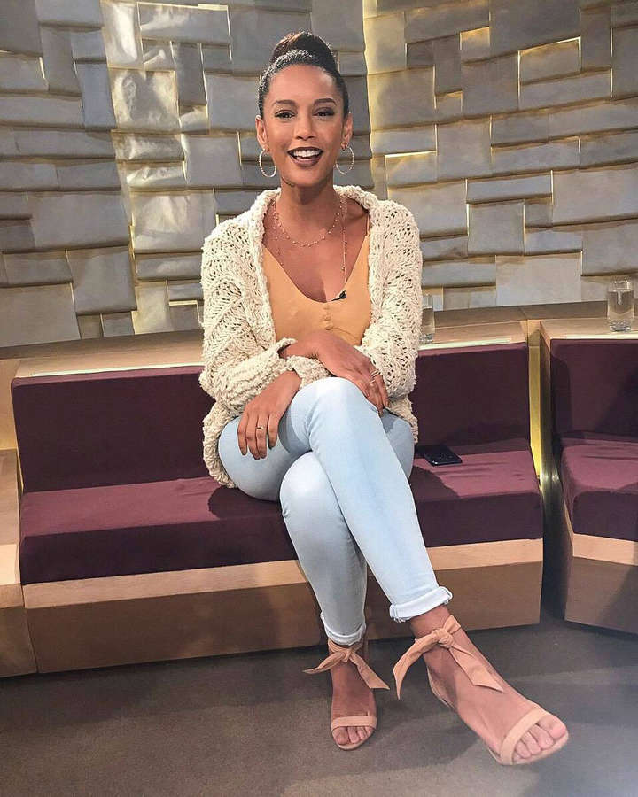 Tais Araujo Feet