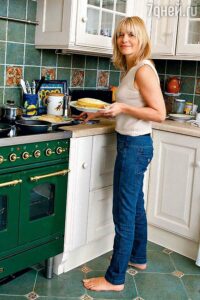 Celeb Feets - Feet Pics / Celebrity Feet Photos