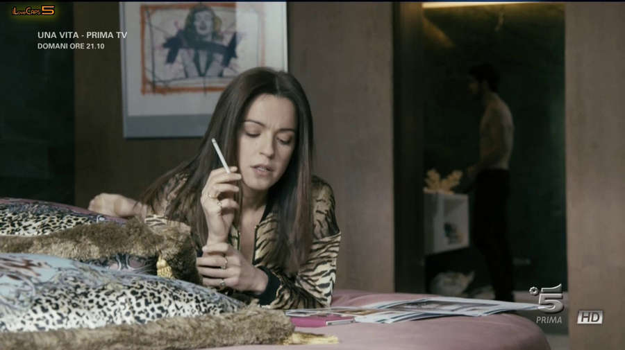 Veronica Sanchez Feet