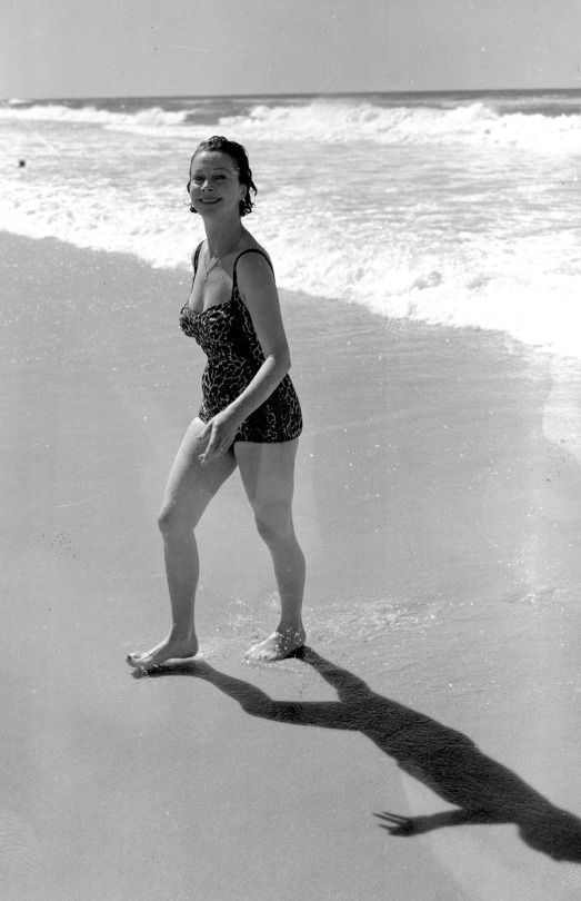 Vivien Leigh Feet