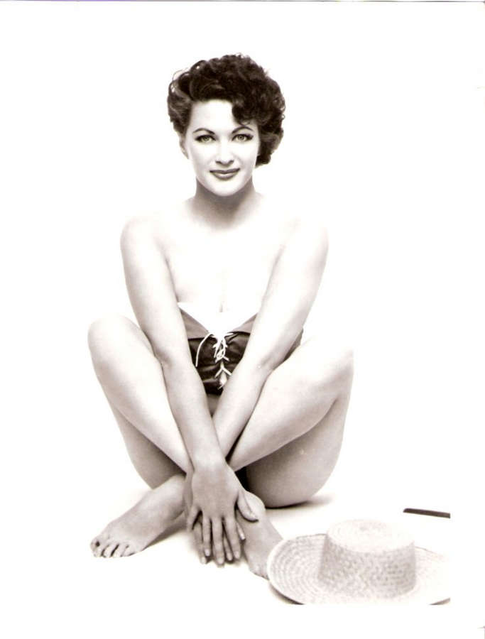 Yvonne De Carlo Feet