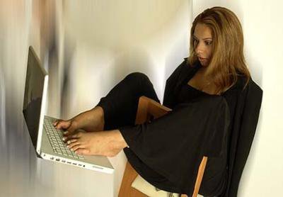 Adriana Hernandez Feet