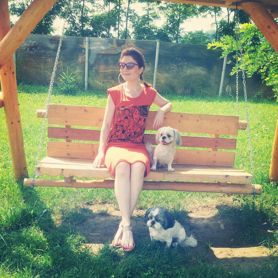 Alexandra Ungureanu Feet