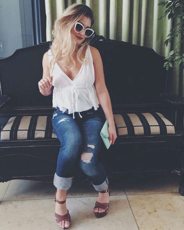 Alyssa Sheridan Feet