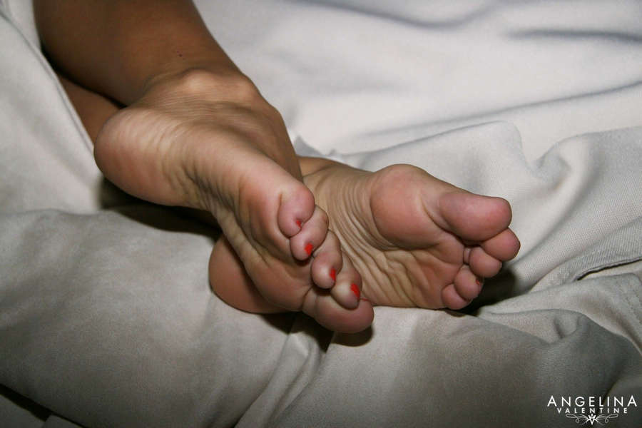 Angelina Valentine Feet