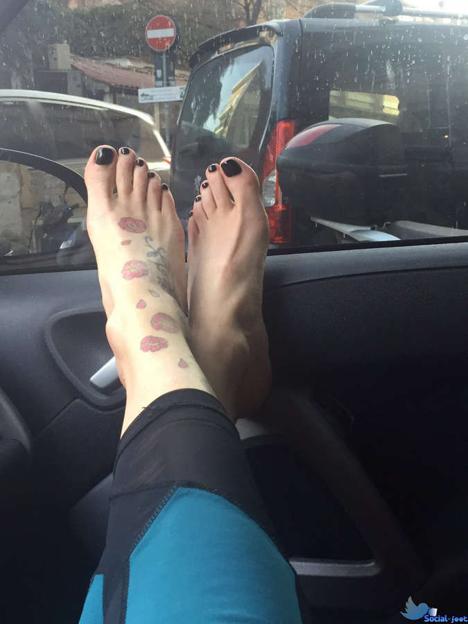 Antonella Mosetti Feet