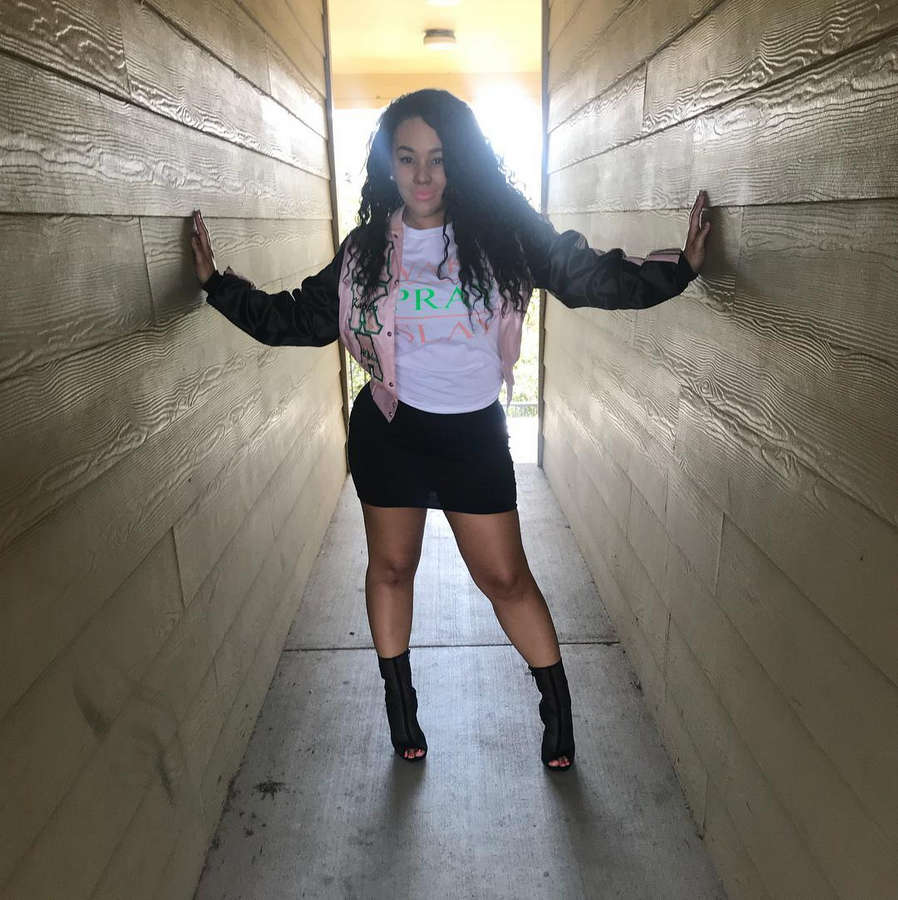 Ashley Cheatham Feet