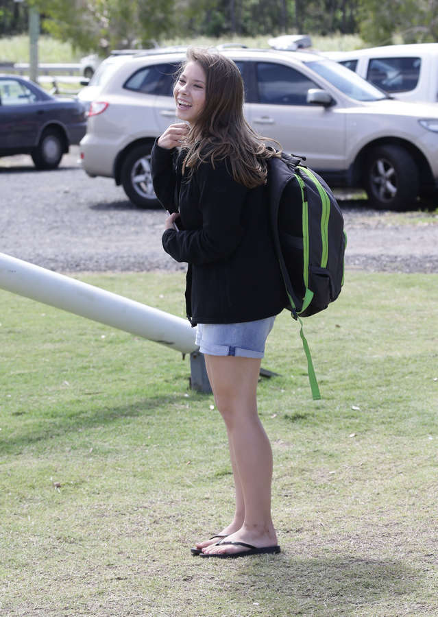 Bindi Irwin Feet