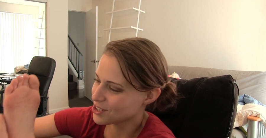 Brooke Leigh Lawson Feet