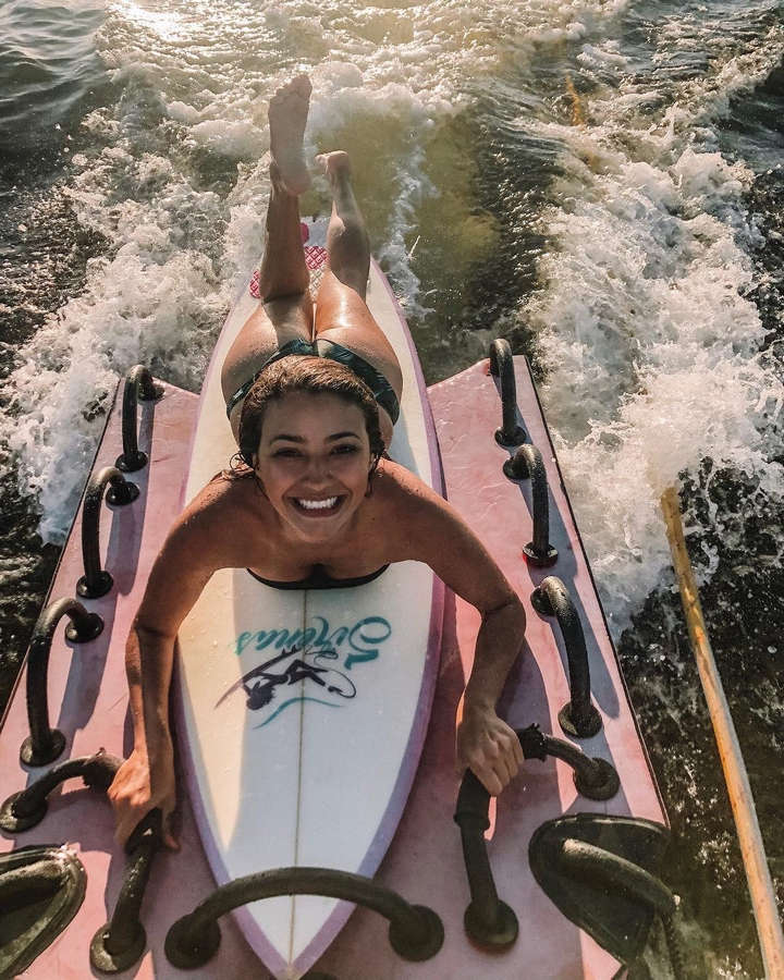 Carolina Oliveira Feet